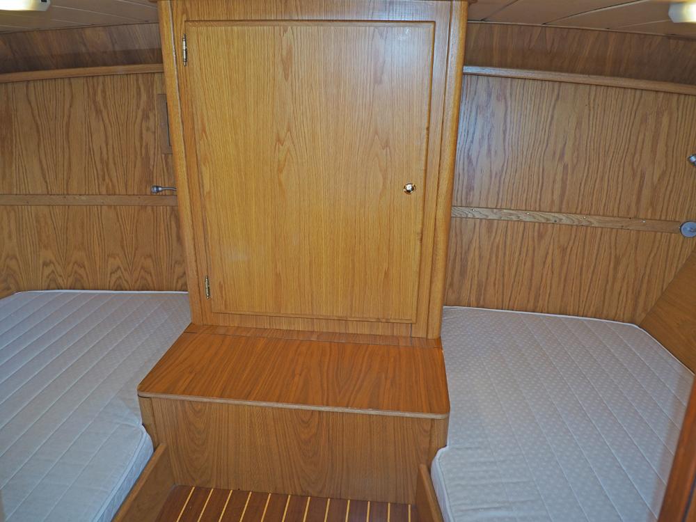 Aft cabin, Accommodation